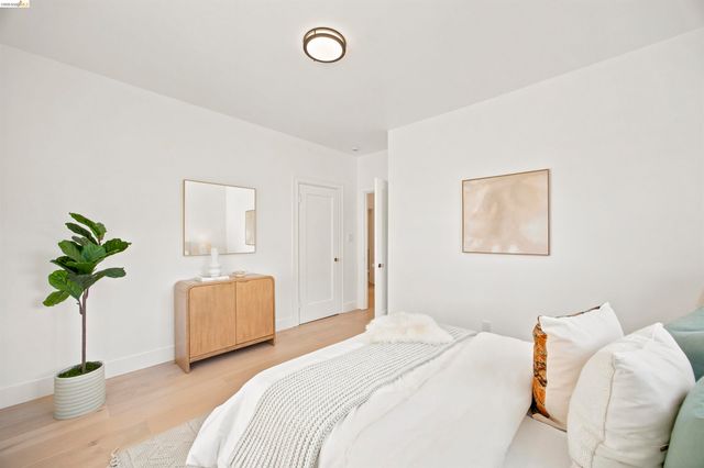 661 Brookwood Pl, Oakland, CA 94610
