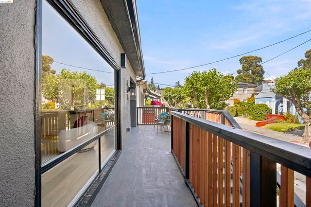 661 Brookwood Pl, Oakland, CA 94610