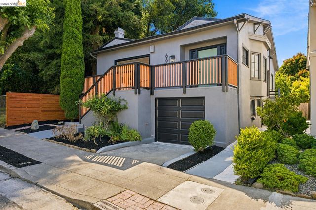 661 Brookwood Pl, Oakland, CA 94610