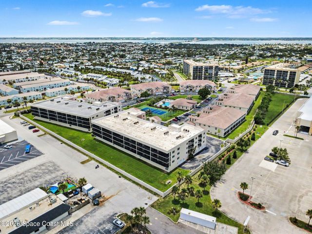 123 Lancha Circle 105, Satellite Beach, FL 32937
