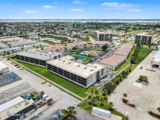 123 Lancha Circle 105, Satellite Beach, FL 32937