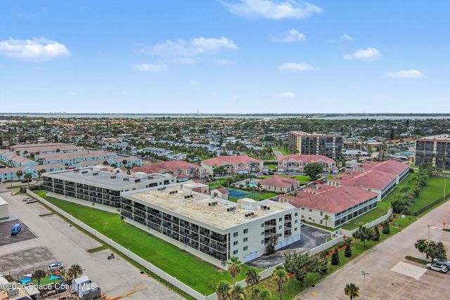 123 Lancha Circle 105, Satellite Beach, FL 32937