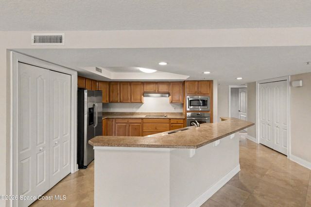 123 Lancha Circle 105, Satellite Beach, FL 32937