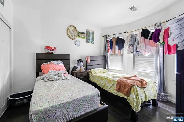 11 Carlton Street, East Orange, NJ 07017