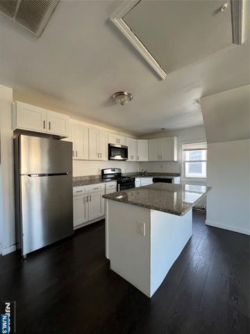 11 Carlton Street, East Orange, NJ 07017