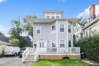 11 Carlton Street, East Orange, NJ 07017