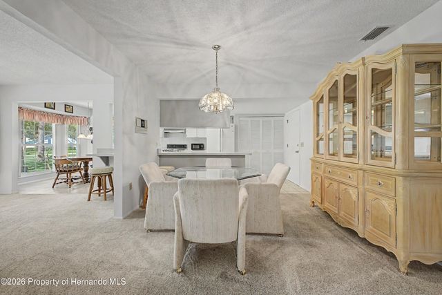7088 Crown Oaks Drive, Spring Hill, FL 34606