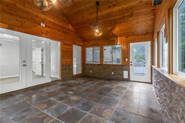 503 Sunrise Drive, Belton, MO 64012