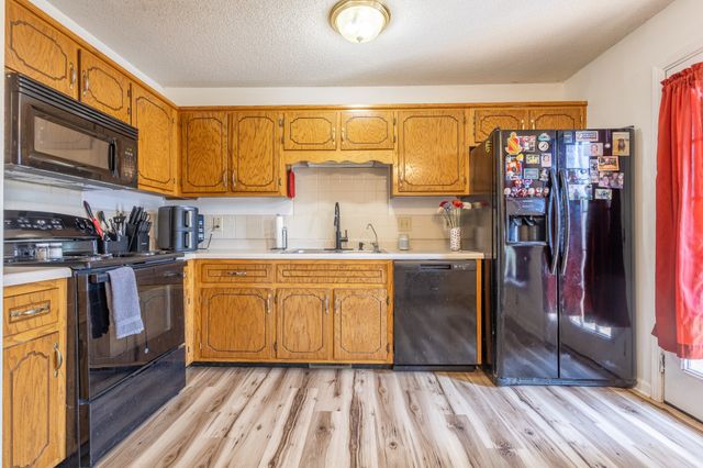 3234 Tabby Dr, Clarksville, TN 37042