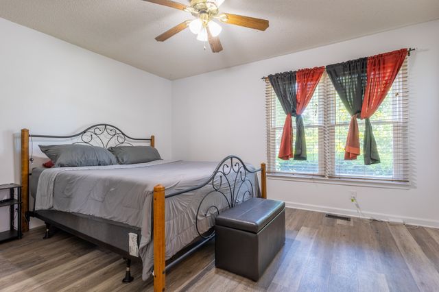 3234 Tabby Dr, Clarksville, TN 37042