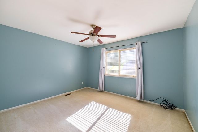 22006 Cherrywood Road, Woodhaven City, MI 48183
