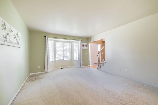22006 Cherrywood Road, Woodhaven City, MI 48183