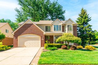 22006 Cherrywood Road, Woodhaven City, MI 48183