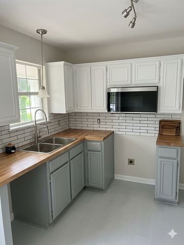 1204 Rene Drive, Alvarado, TX 76009