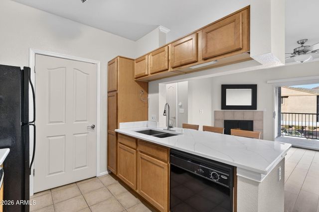 16013 S DESERT FOOTHILLS Parkway 2063, Phoenix, AZ 85048