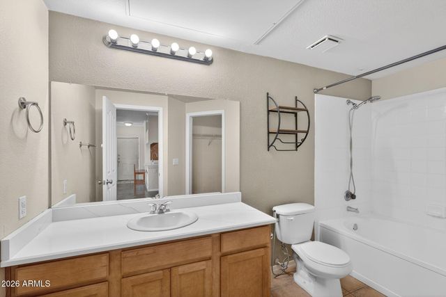 16013 S DESERT FOOTHILLS Parkway 2063, Phoenix, AZ 85048