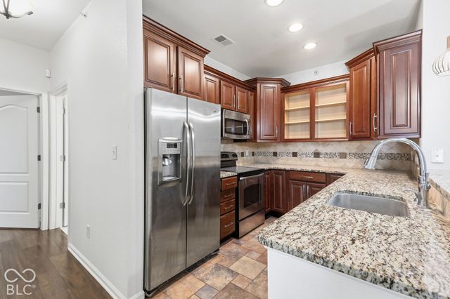 2121 Grenville Street 3A, Carmel, IN 46032