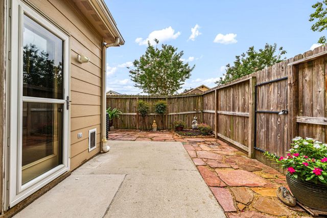 16007 Limestone Lake Drive, Tomball, TX 77377