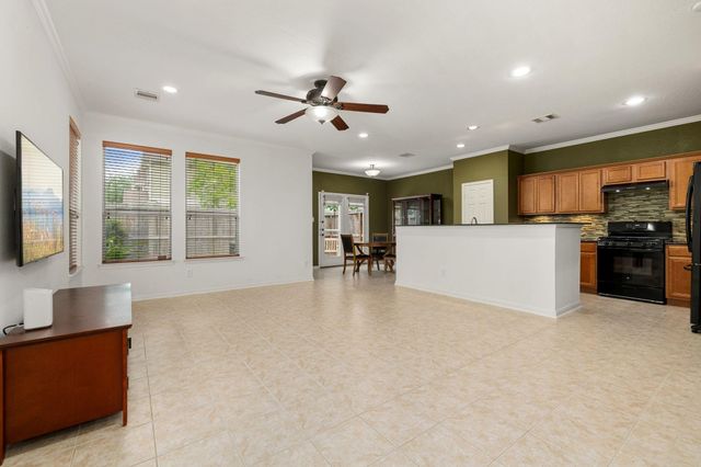 16007 Limestone Lake Drive, Tomball, TX 77377