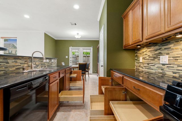 16007 Limestone Lake Drive, Tomball, TX 77377