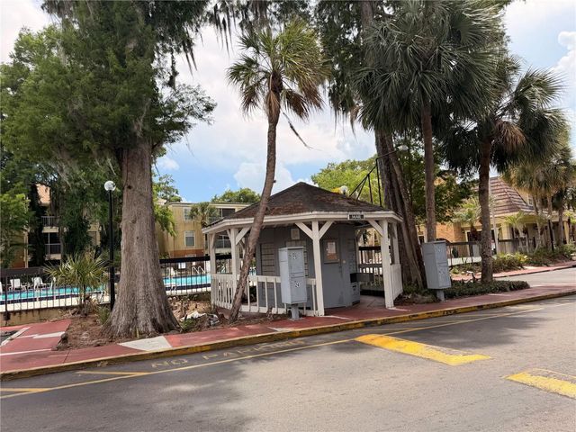 3956 VERSAILLES DRIVE 3956B, Orlando, FL 32808