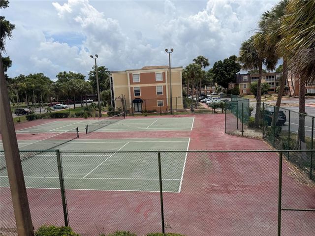 3956 VERSAILLES DRIVE 3956B, Orlando, FL 32808