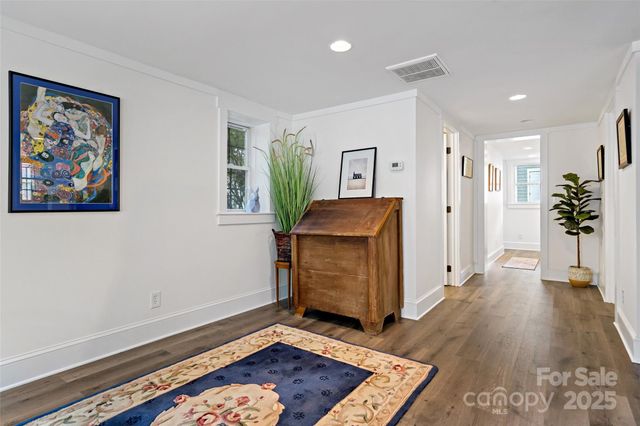 24 Browndale Road, Asheville, NC 28805