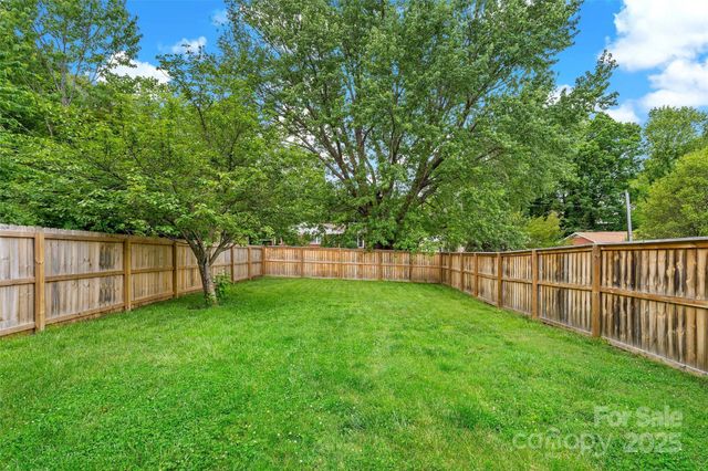 24 Browndale Road, Asheville, NC 28805