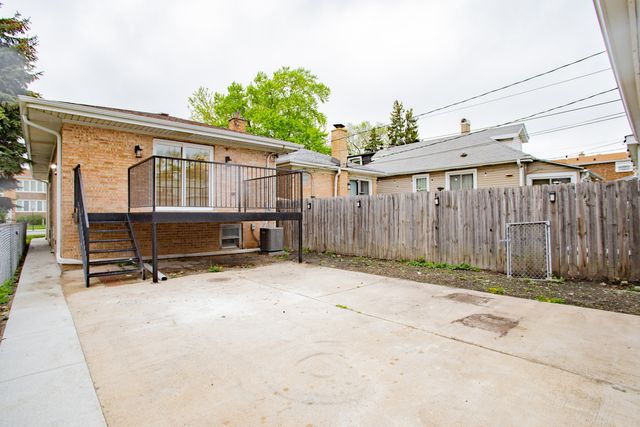 5509 N Central Avenue, Chicago, IL 60630