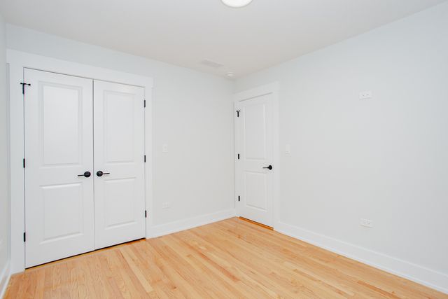 5509 N Central Avenue, Chicago, IL 60630