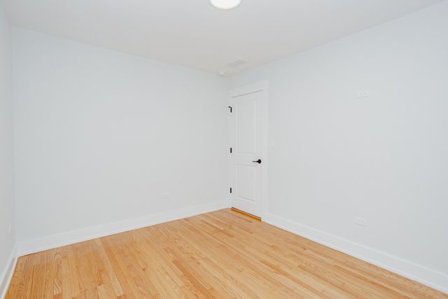 5509 N Central Avenue, Chicago, IL 60630