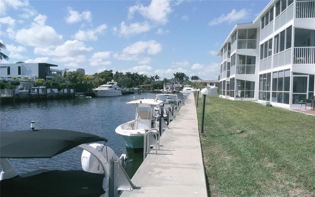 465 Paradise Isle Boulevard 307, Hallandale Beach, FL 33009