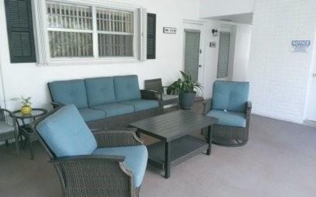 465 Paradise Isle Boulevard 307, Hallandale Beach, FL 33009