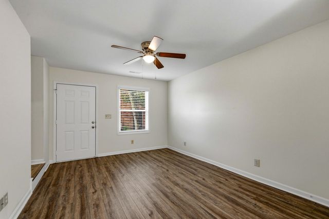 709 26th Ave S Apt M, North Myrtle Beach, SC 29582