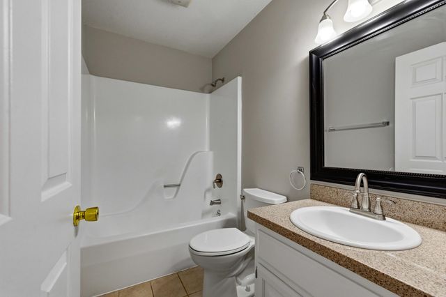 709 26th Ave S Apt M, North Myrtle Beach, SC 29582