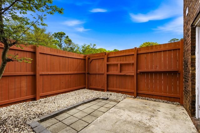 709 26th Ave S Apt M, North Myrtle Beach, SC 29582