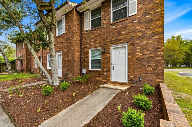 709 26th Ave S Apt M, North Myrtle Beach, SC 29582