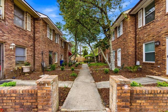 709 26th Ave S Apt M, North Myrtle Beach, SC 29582