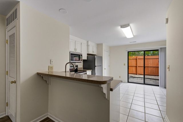 709 26th Ave S Apt M, North Myrtle Beach, SC 29582