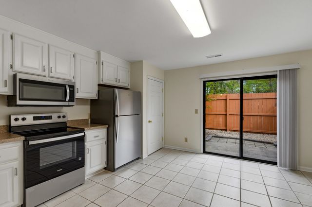 709 26th Ave S Apt M, North Myrtle Beach, SC 29582