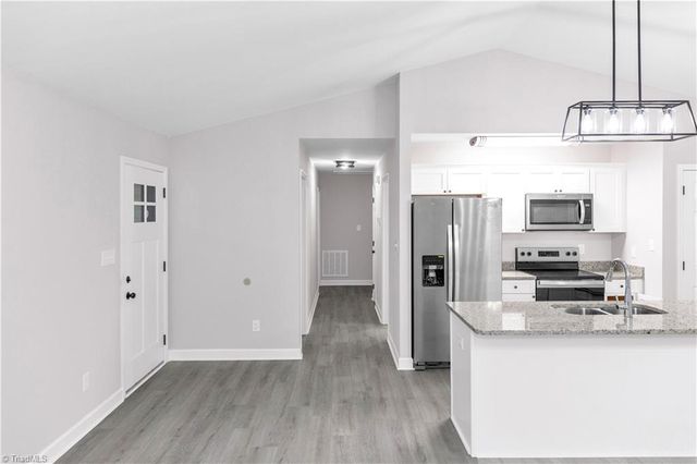 4 Hames Street, Lexington, NC 27295