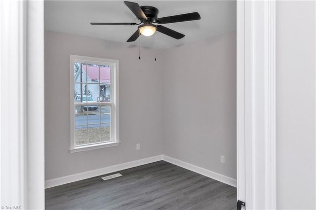 4 Hames Street, Lexington, NC 27295