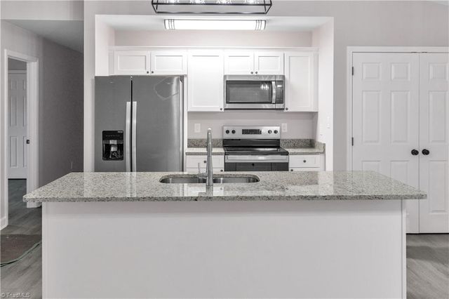 4 Hames Street, Lexington, NC 27295