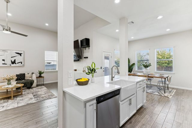 7808 Glover DR, Austin, TX 78744