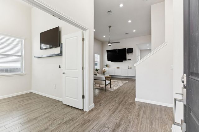 7808 Glover DR, Austin, TX 78744