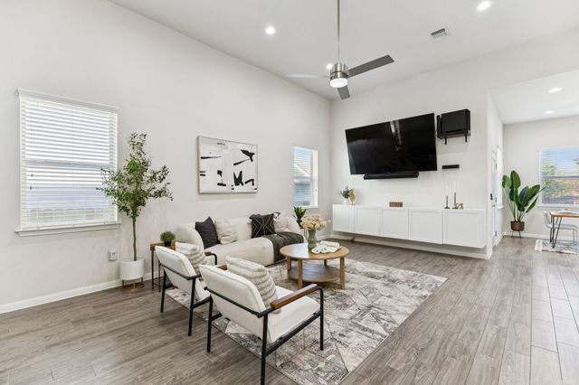 7808 Glover DR, Austin, TX 78744