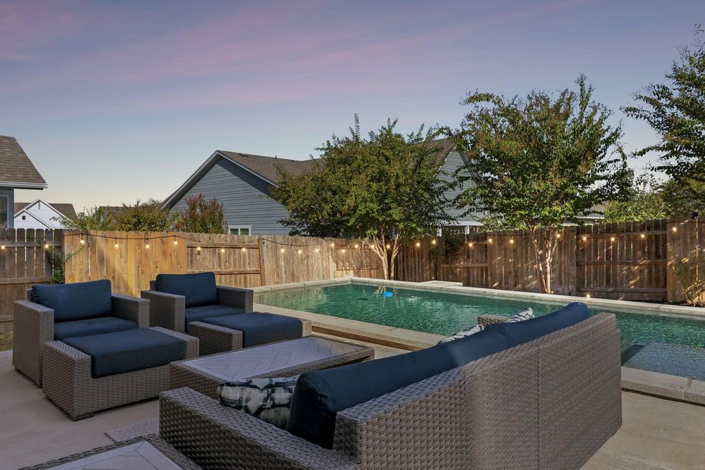 7808 Glover DR, Austin, TX 78744