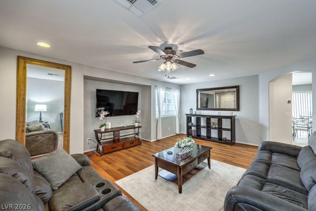 10669 Pueblo Springs Street, Las Vegas, NV 89183 — photo 5