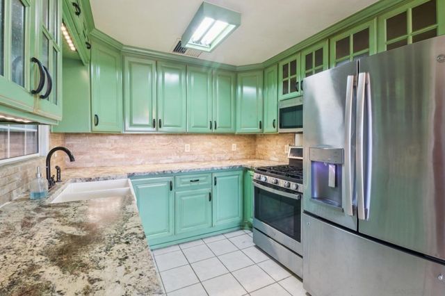 8800 Gardena Rd., Lakeside, CA 92040