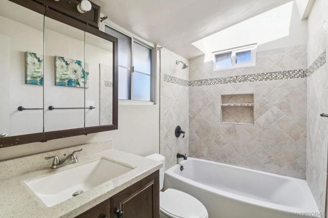 8800 Gardena Rd., Lakeside, CA 92040